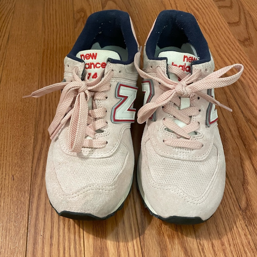 Women’s New Balance 550